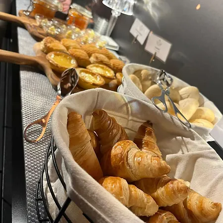 Hotel Golden 4*