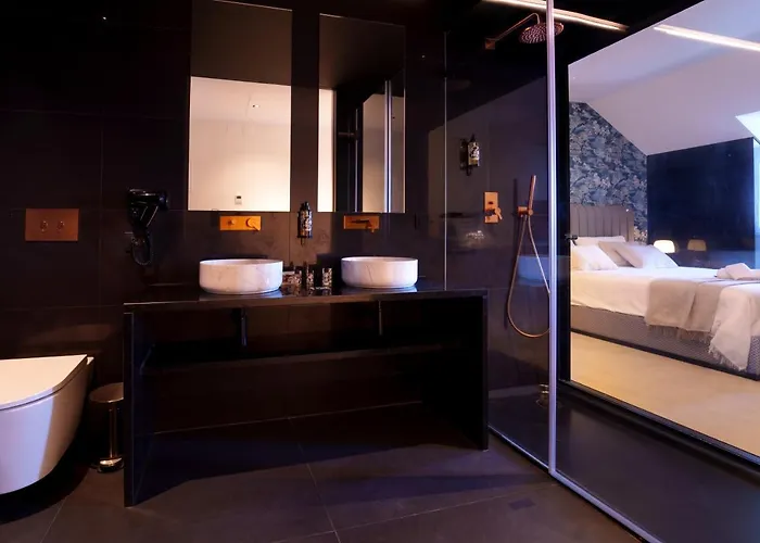 Ξενοδοχείο Golden 4*