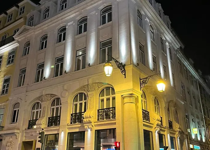 Golden Ξενοδοχείο 4*