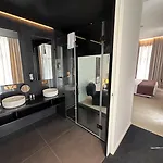 Hotell Golden 4*
